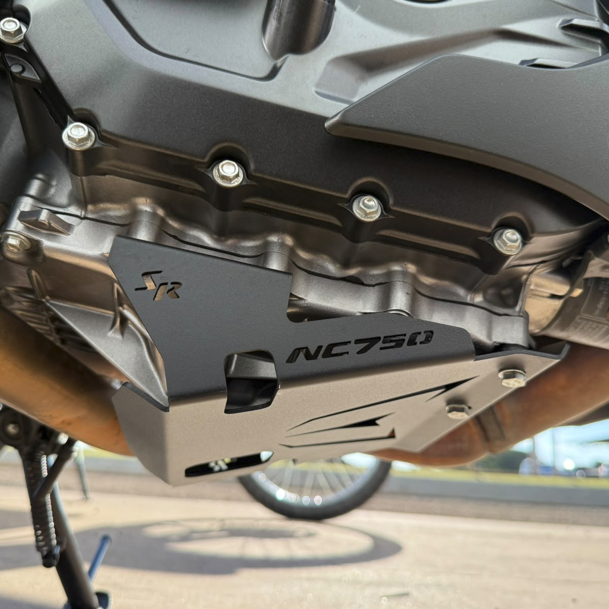 Protetor de Carter NC 750X Standard Esportivo Stunt Race - Imagem 11