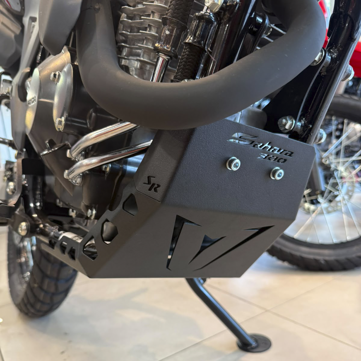 Protetor de Carter Sahara 300 Preto Esportivo Stunt Race - Imagem 12